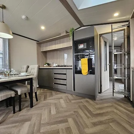 Robin Apartment Amotherby